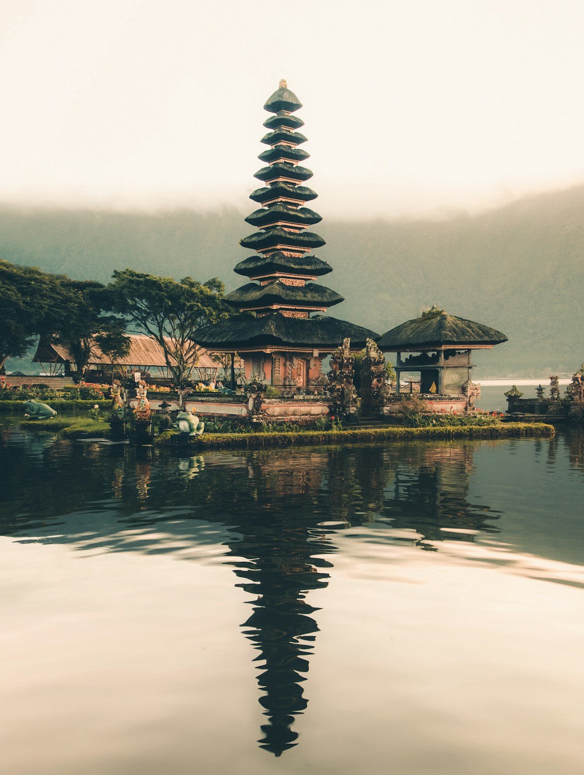 Review Villa Tepi Pantai di Bali: Pengalaman Menginap yang Tak Terlupakan